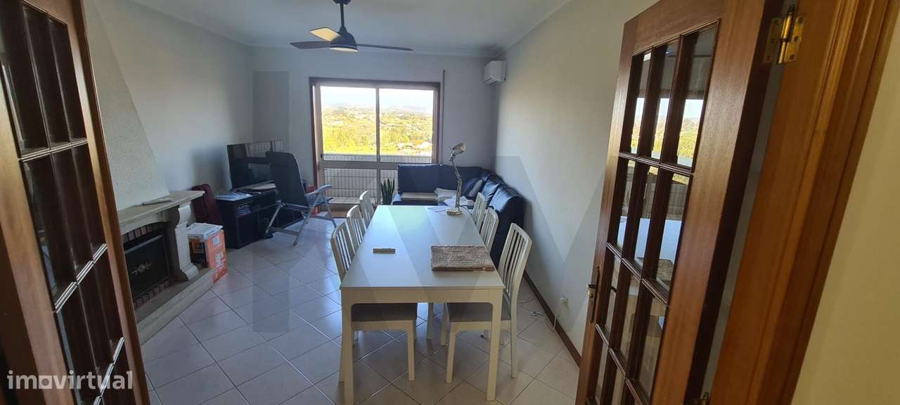 T2 com BOX + Sótão c/ 40m2 - Grande imagem: 2/34