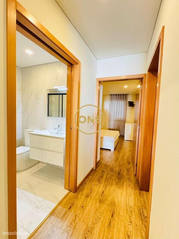 Apartamento T2+1 com vista mar-10