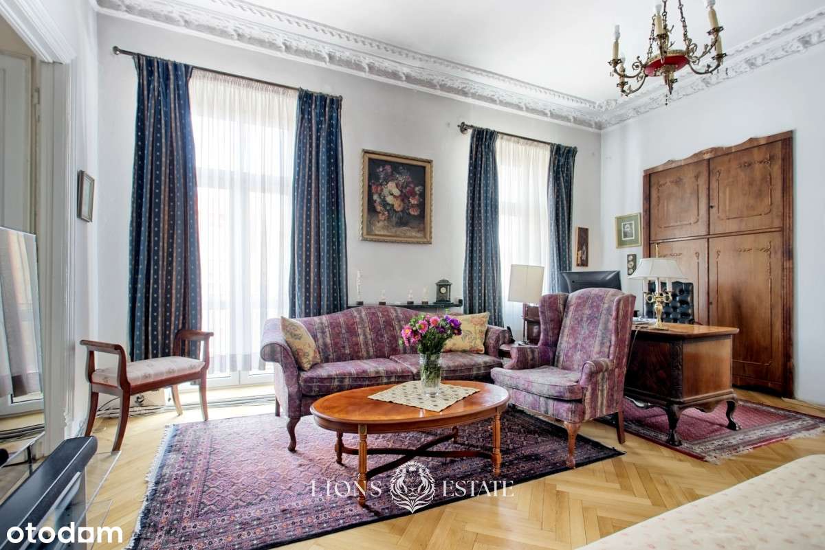 Mieszkanie w kamienicy z 1900 roku/ Targowa-2