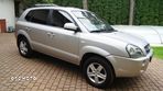 Hyundai Tucson 2.0 Comfort 2WD - 4