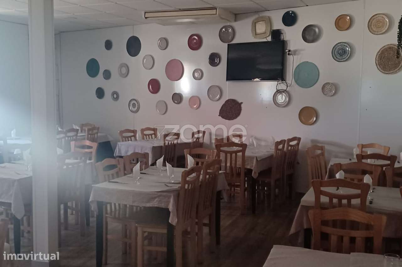 Prédio com Restaurante e com 2 apartamentos em Coimbra - Grande imagem: 5/13
