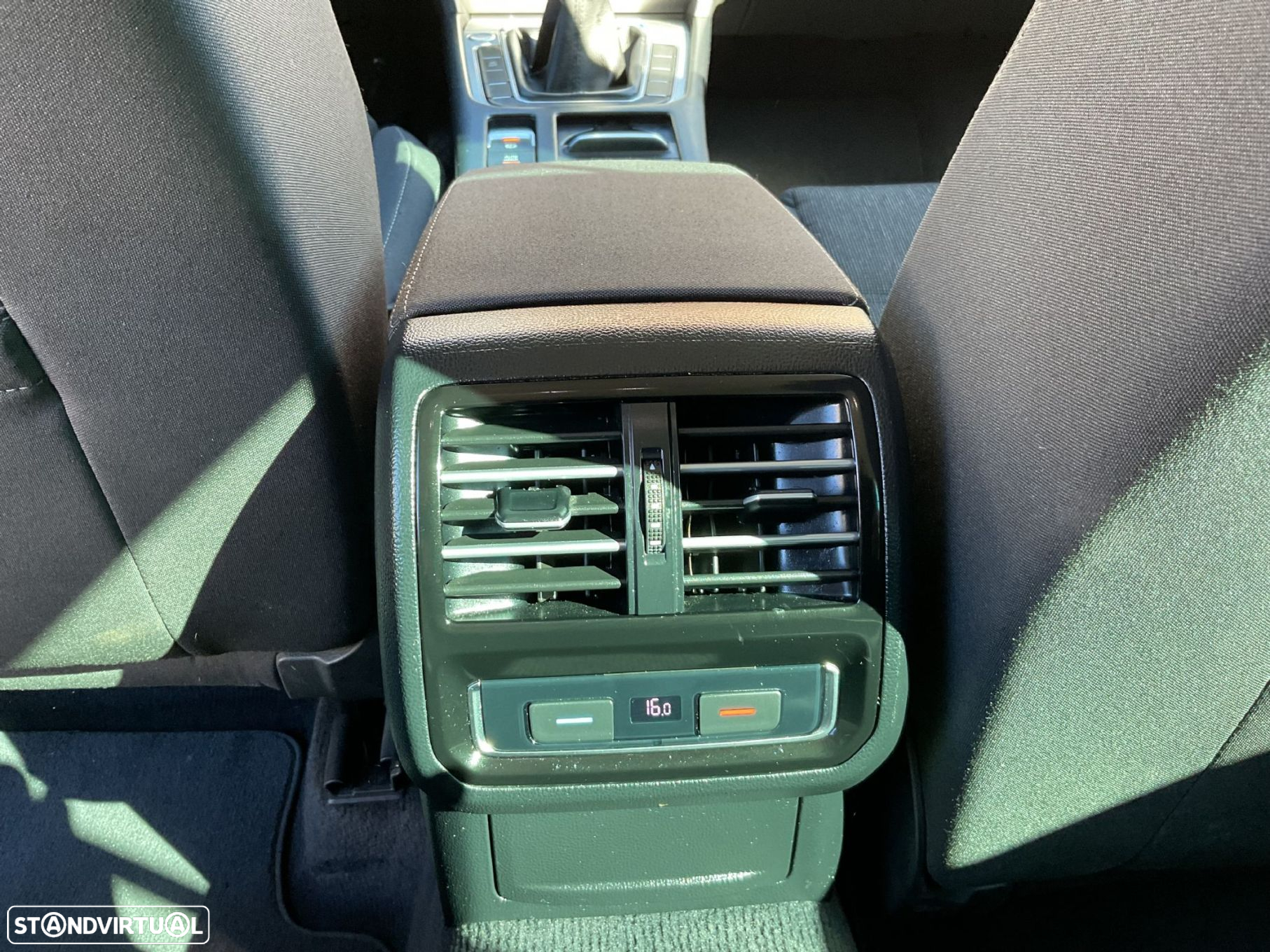 VW Passat Variant 1.6 TDI Confortline - 51