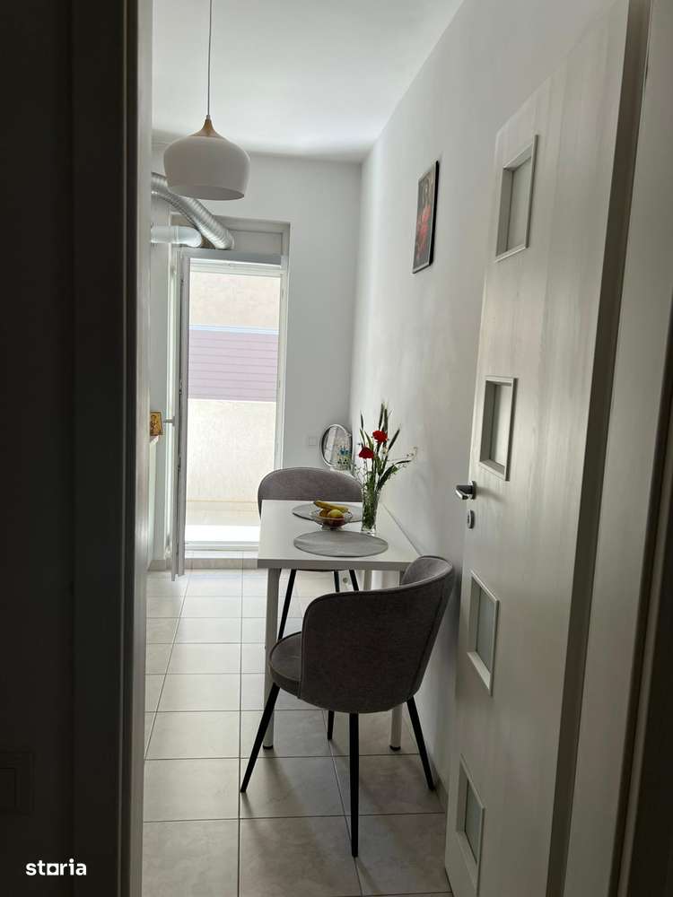Garsoniera decomandata 33mp gradina 15mp acces metrou IDGROu