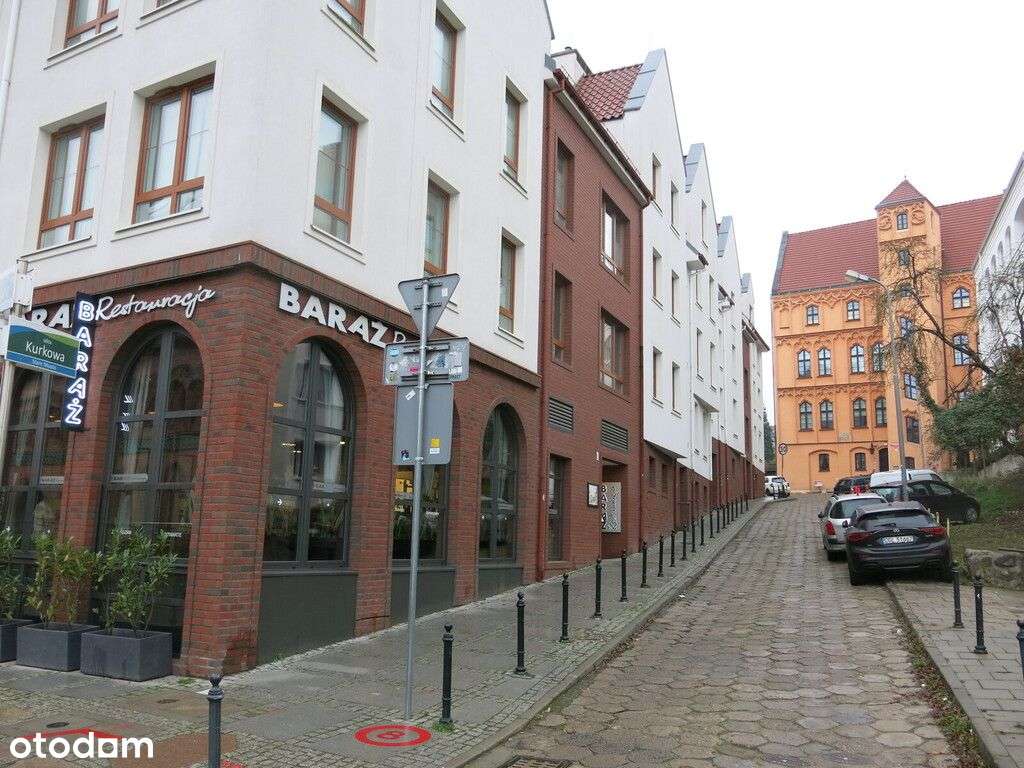 Kawalerka, ul. Grodzka, z widokiem na skwer!-16