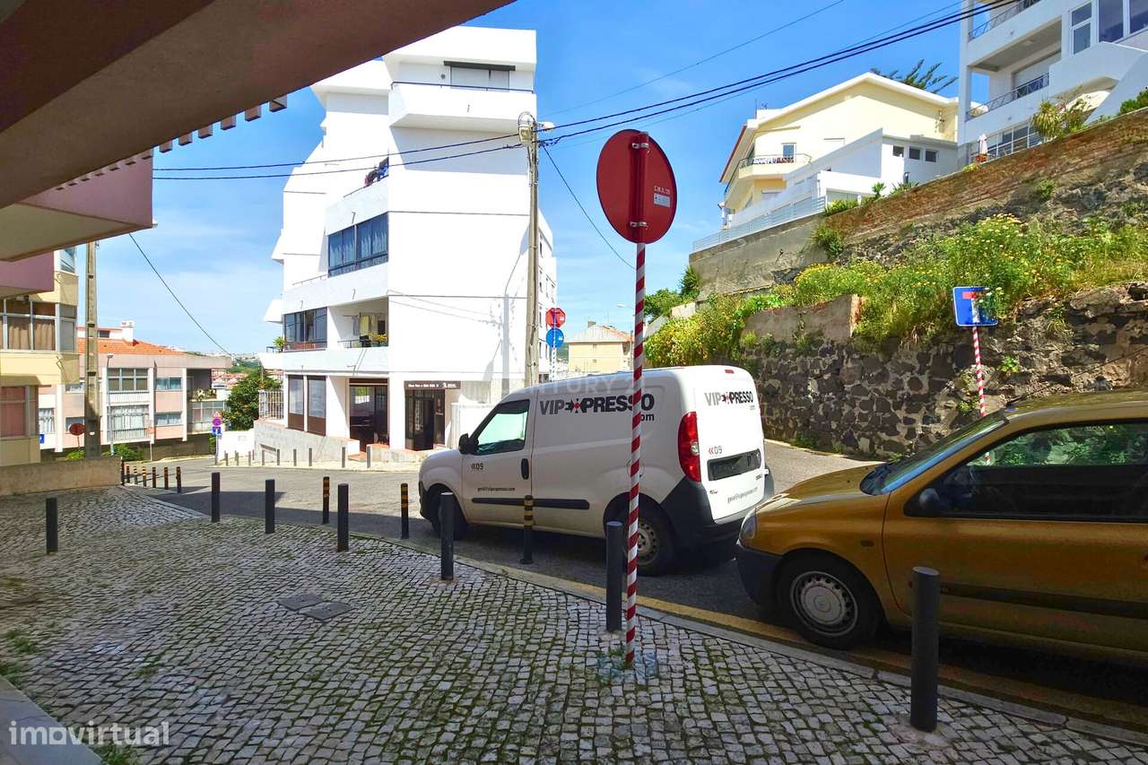 Loja Algés com 330 m2 - Grande imagem: 4/30