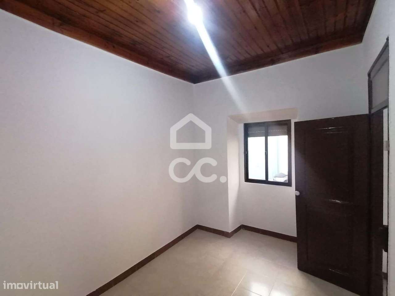 Arrendamento de Moradia T2 + 2 no Centro do Bombarral - Grande imagem: 5/20