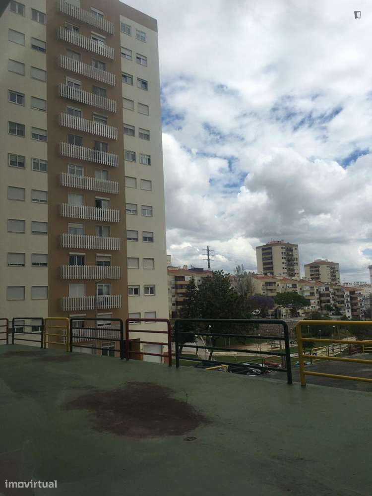 Quarto - localizado em Lisbon - Grande imagem: 3/8