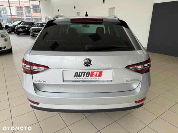 Skoda Superb 1.5 TSI ACT Ambition - 8