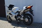 Honda VFR - 4