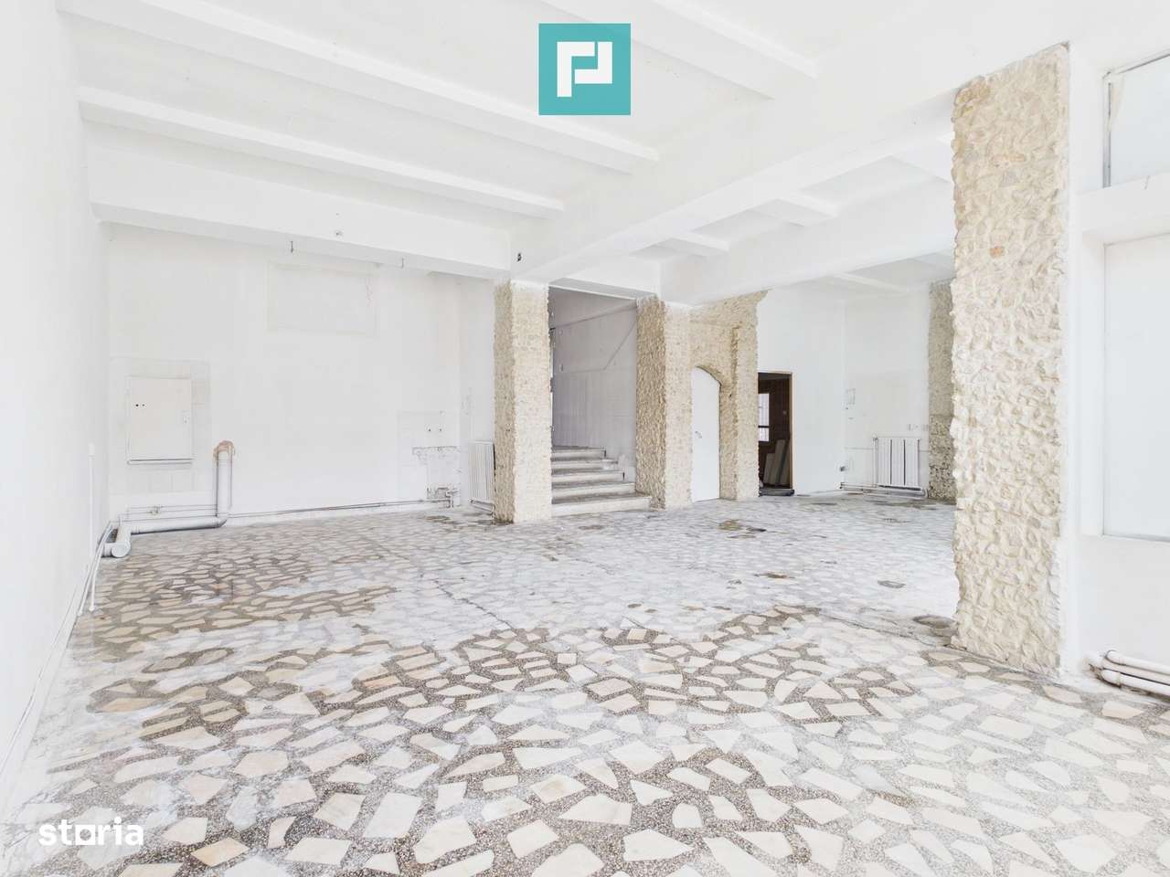Proprietate multifuncţională central Arad - Imagine principală: 3/20