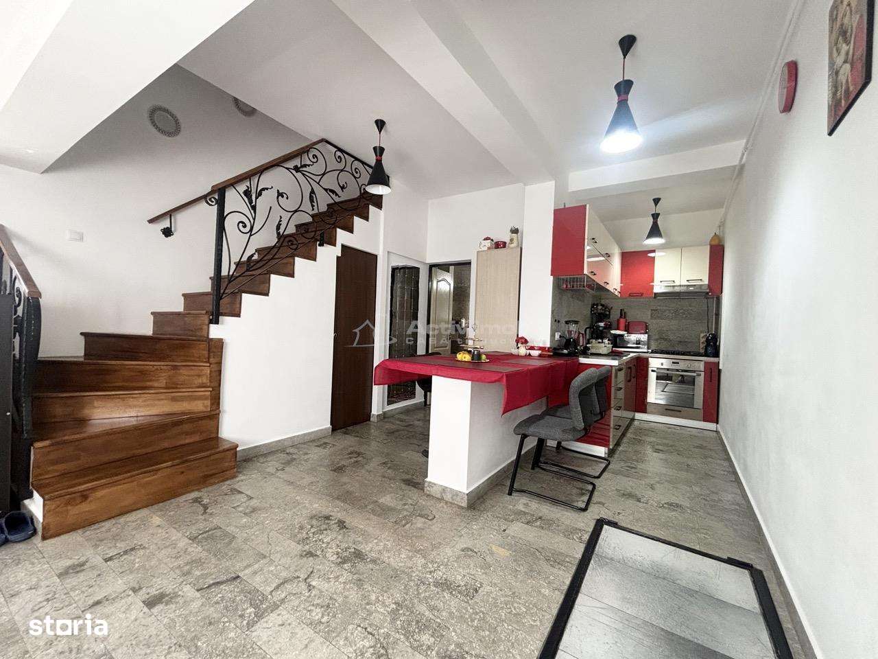 Refugiu urban cu personalitate – Casa cu mansarda si crama amenajata --7