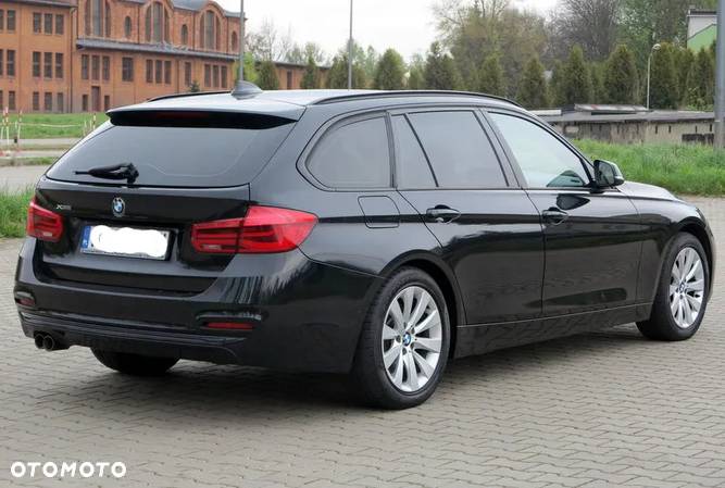 BMW Seria 3 330d xDrive Advantage sport - 5