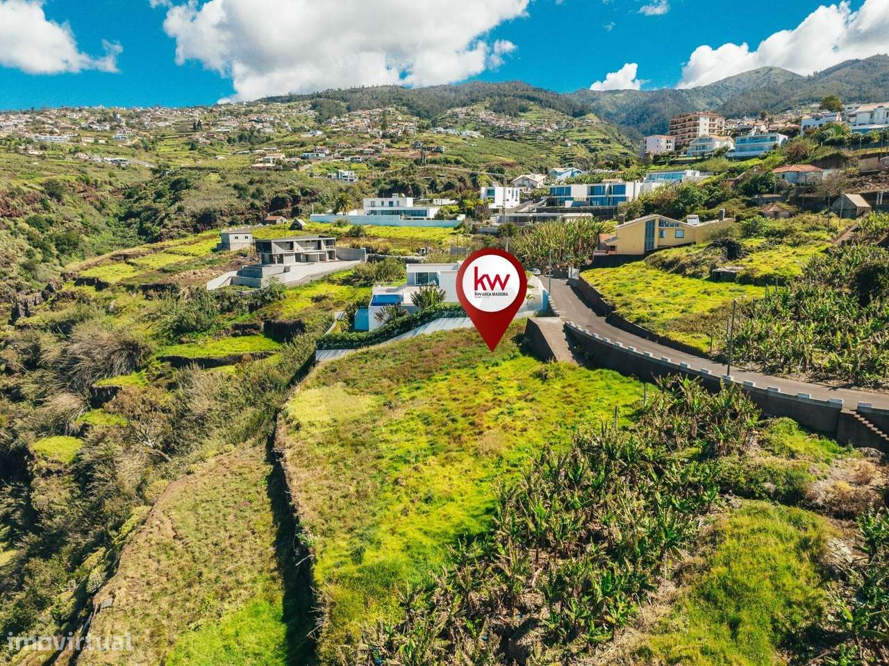 Terreno Urbano na Calheta com 1875m com Projeto aprovado - Grande imagem: 5/27