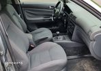 Volkswagen Passat 1.9 TDI Comfortline - 20