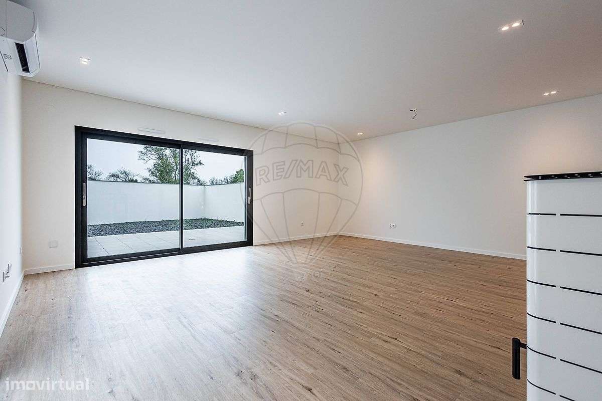 Moradia T4 para venda - Grande imagem: 4/46