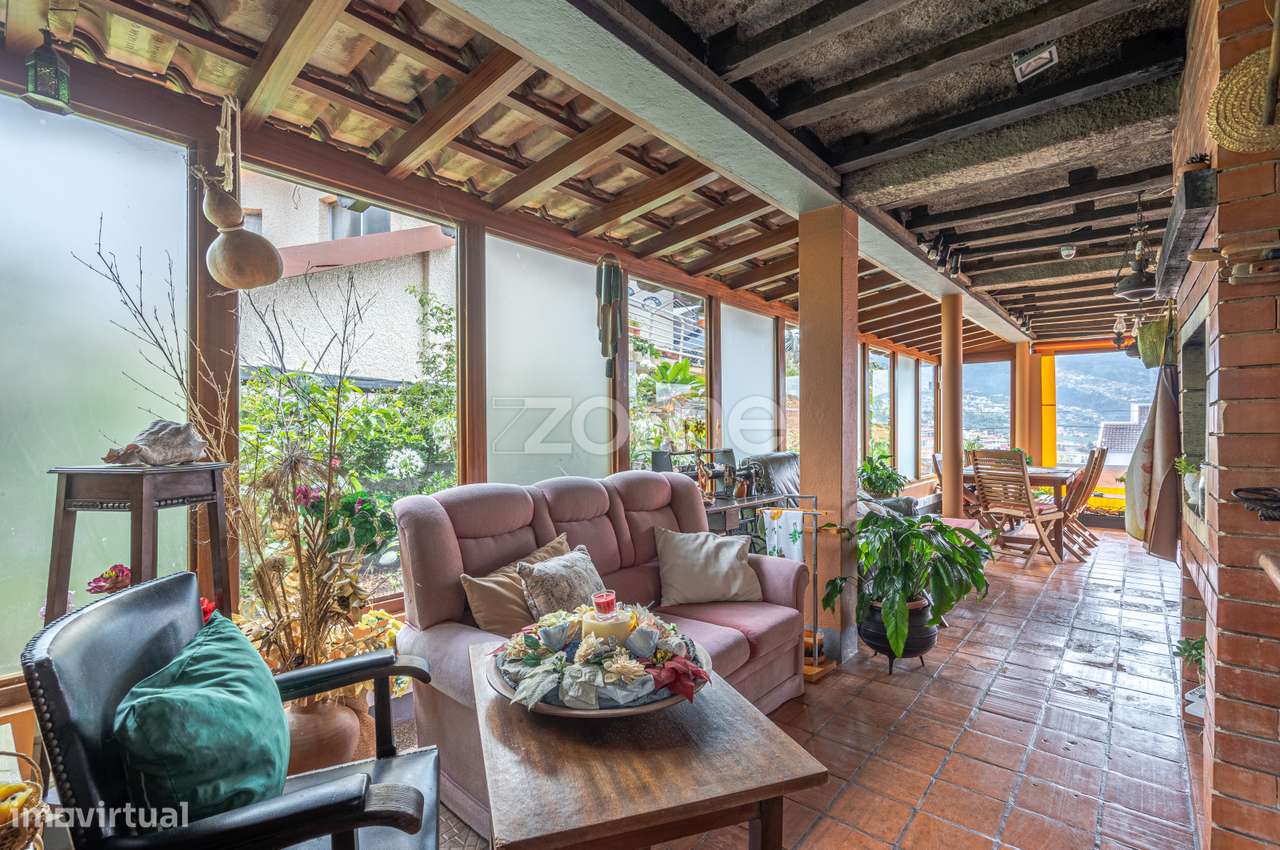 Moradia T5 em São Martinho, Funchal-7