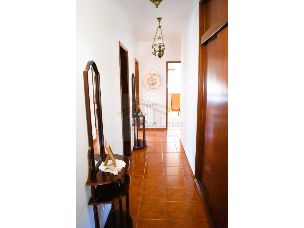 Apartamento T3 no Centro do Cadaval-7