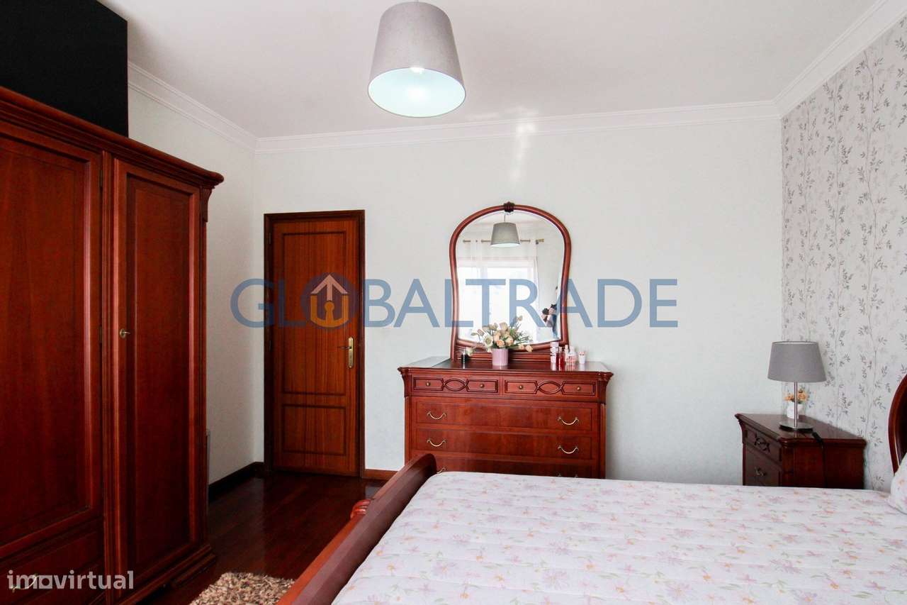 Apartamento T2+1 ao centro de Gondomar-36