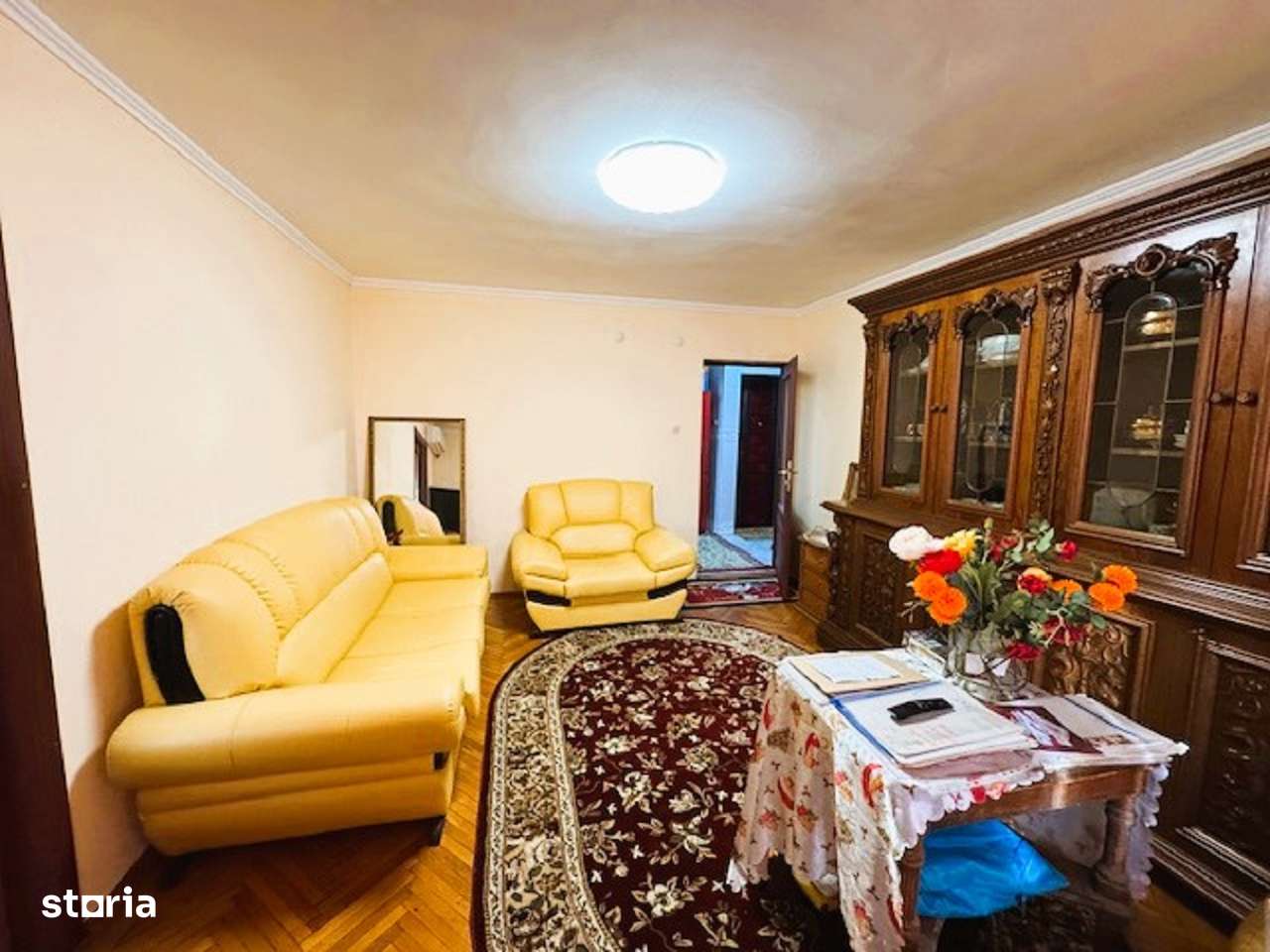 Apartament 2 camere etaj 1 Strada Cornisei-12
