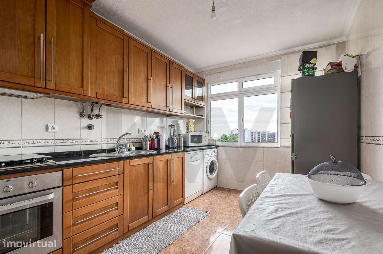 Apartamento T2 com Varanda e Arrecadação, Póvoa de Santa Iria, Vila Fr-6
