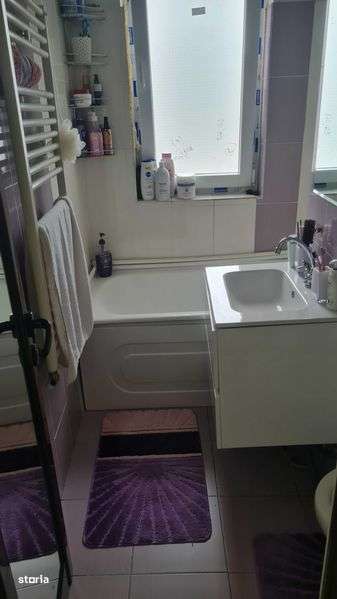 Vand apartament 2 camere in Bumbesti-Jiu - Imagine principală: 5/8