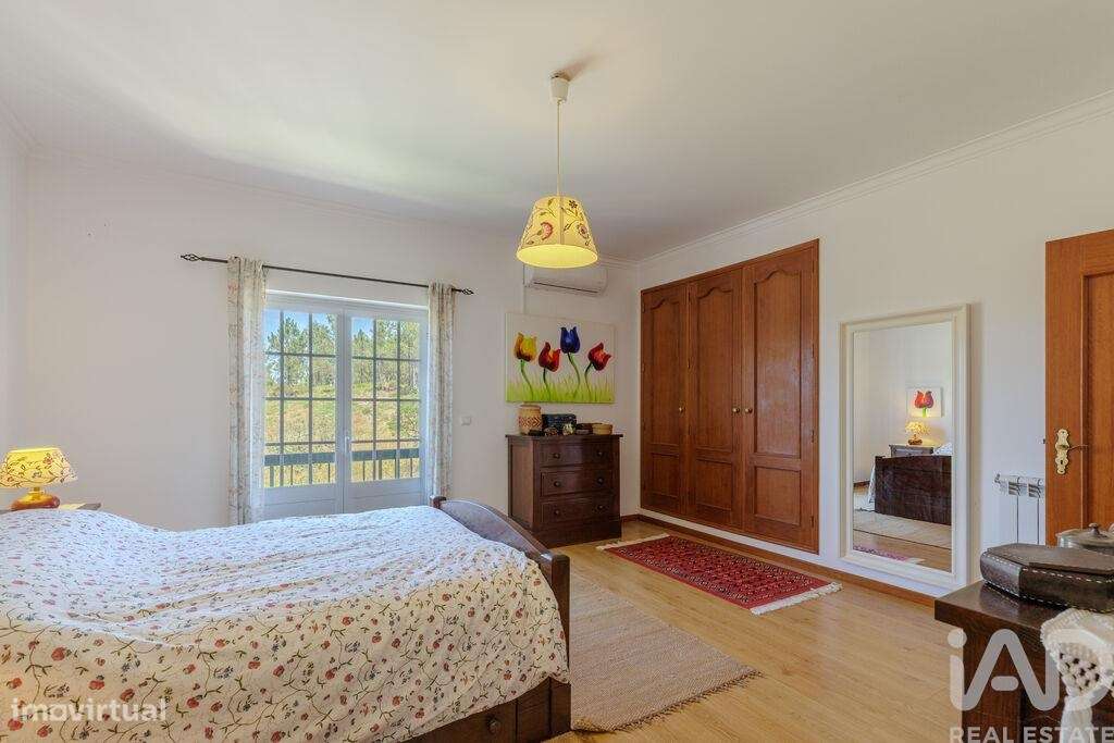 Casa / Villa T4 em Mafra-20