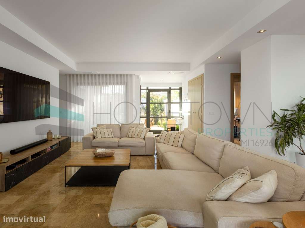 Moradia de Luxo V4 - Primeira Linha da Ria Formosa, Faro-5