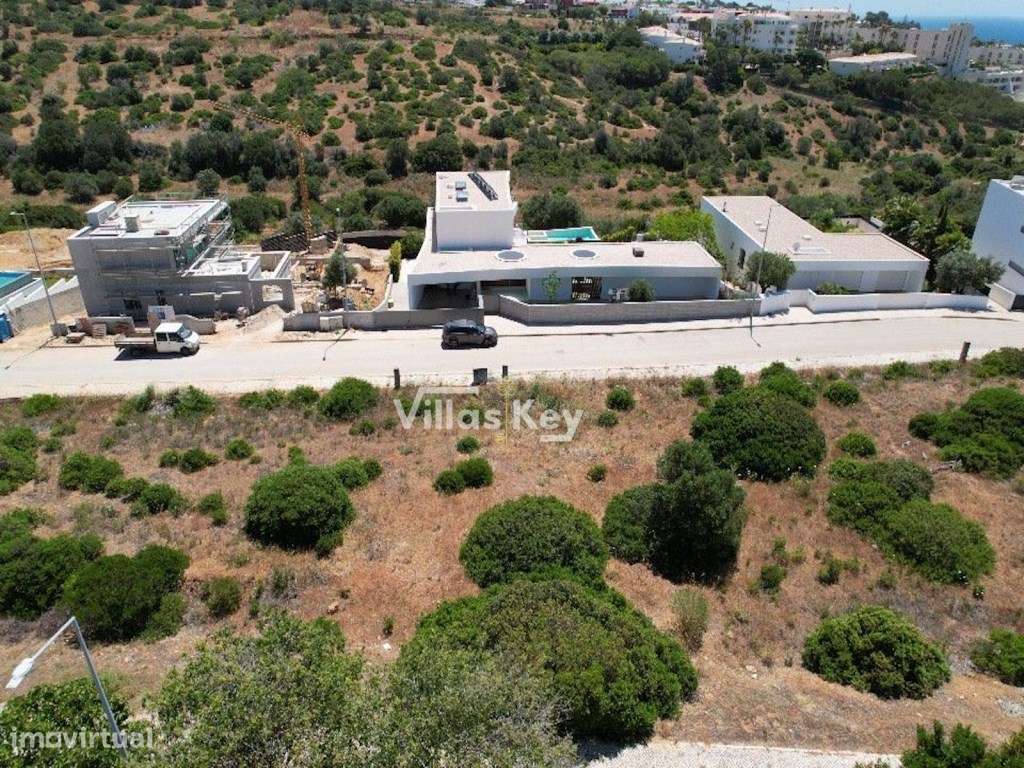 Terreno com 1255 m2 para construção de uma moradia com 230 m2, cust... - Grande imagem: 5/16