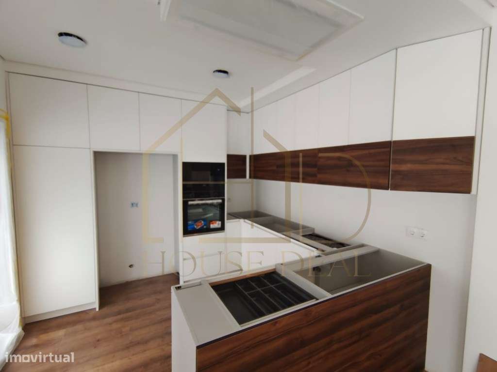 Moradia T3 com Pérgola. Pinhal do General. Fernão Ferro - Grande imagem: 4/25