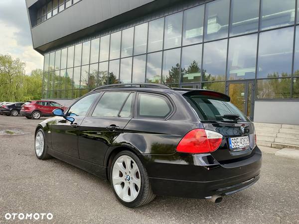 BMW Seria 3 320d - 17