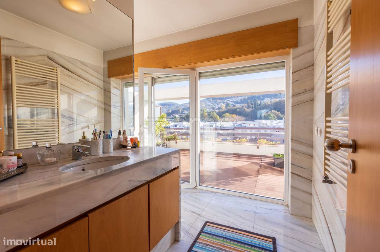 T4 Duplex Exclusivo no Condomínio Vila-Flor – Urgezes, Guimarães-34