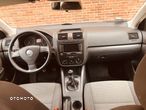 Volkswagen Jetta 1.6 Trendline - 12