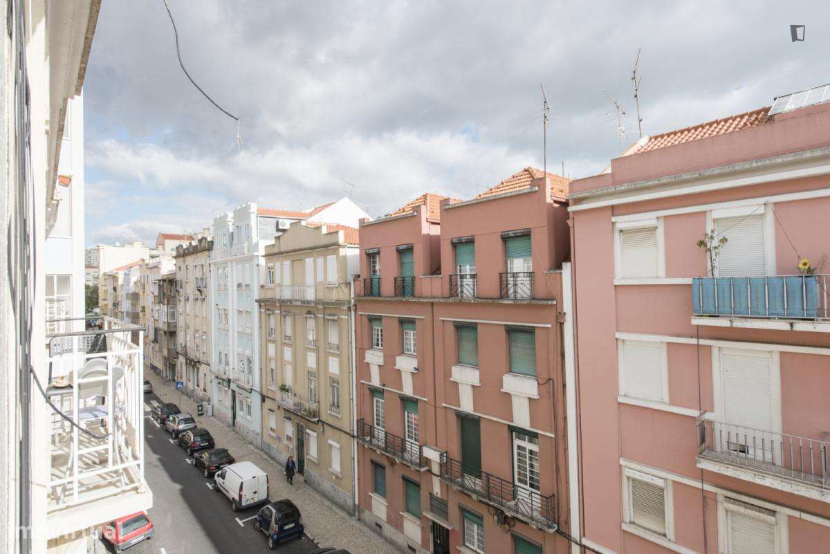 Quarto - localizado em Arroios Lisbon - Grande imagem: 5/26