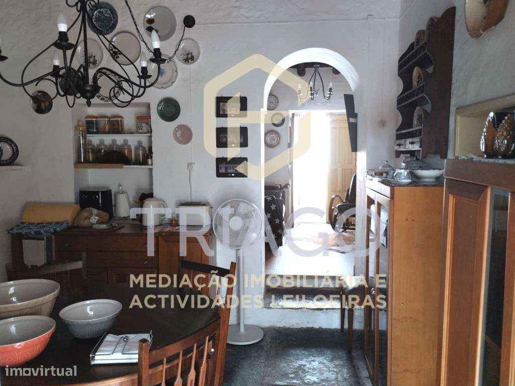 Moradia T2 com Logradouro no Centro da Vila de Barrancos-18