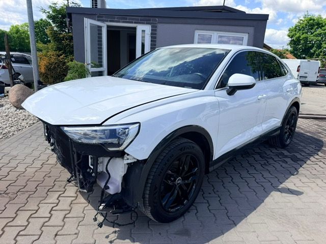Audi Q3 I 35 TFSI S line 2020