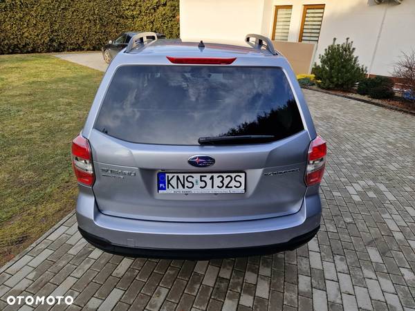 Subaru Forester 2.0XT Comfort Lineartronic - 11