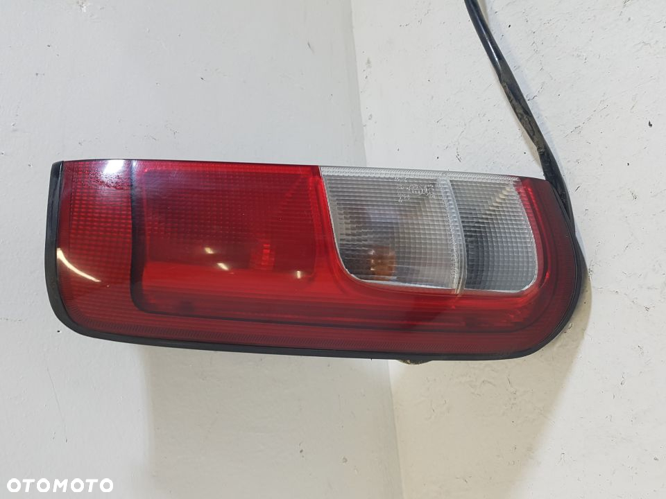 LAMPA LEWA TYLNA SUZUKI IGNIS I 2000 2001 TYŁ LEWY - 3