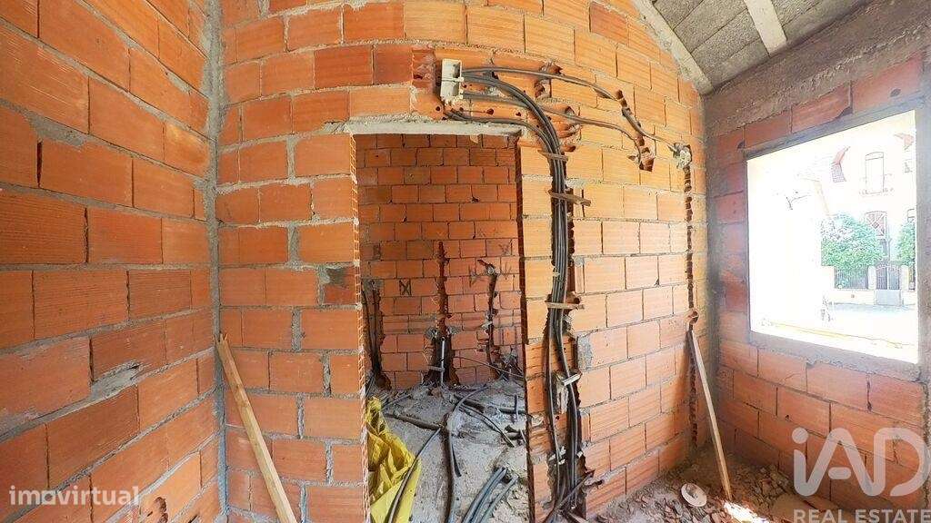 Casa / Villa T3 em Pedrógão Pequeno de 252,00 m2 - Grande imagem: 5/26