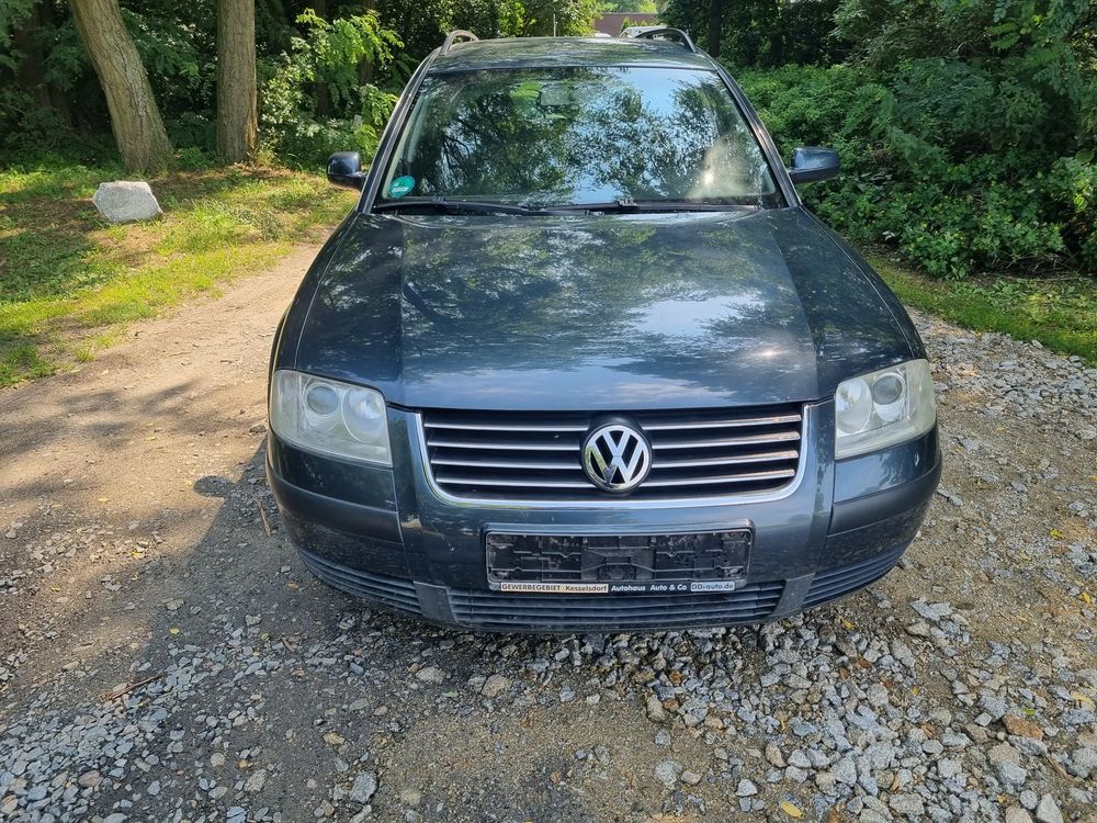 Volkswagen Passat B5 FL (2000-2005) 1.6 Comfortline Family 2011