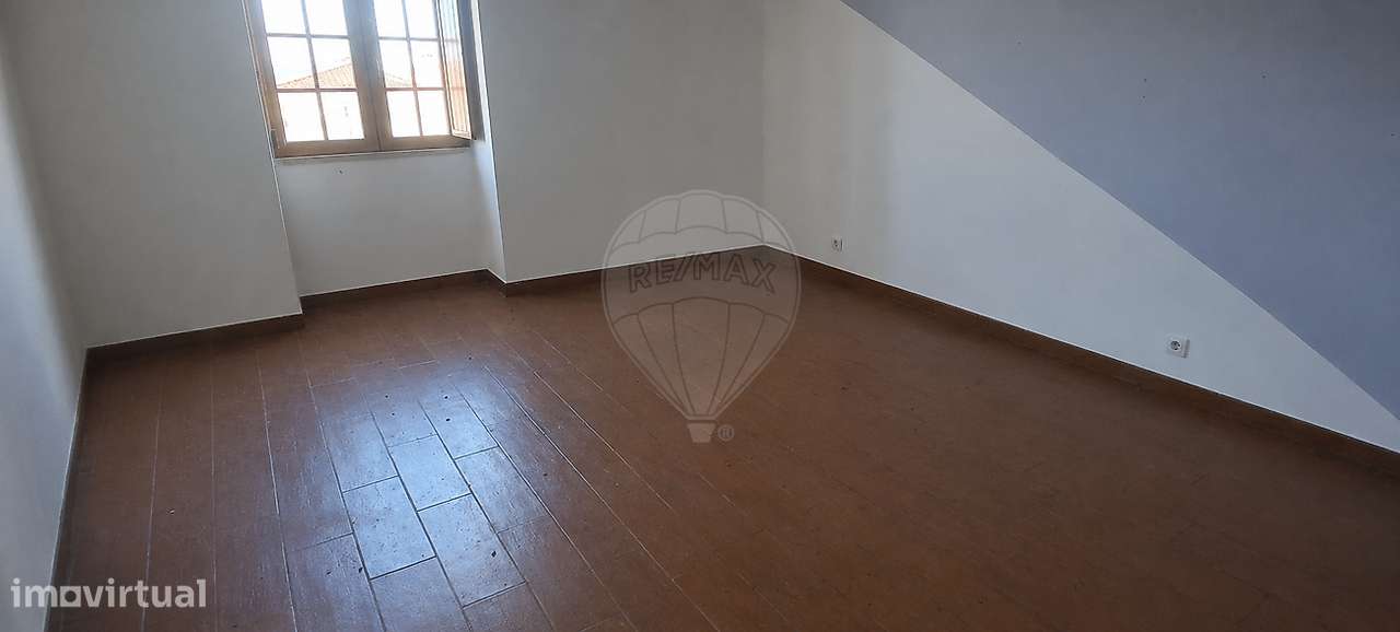 Moradia T2 para venda-10