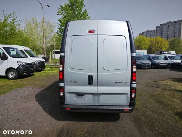 Renault trafic - 5