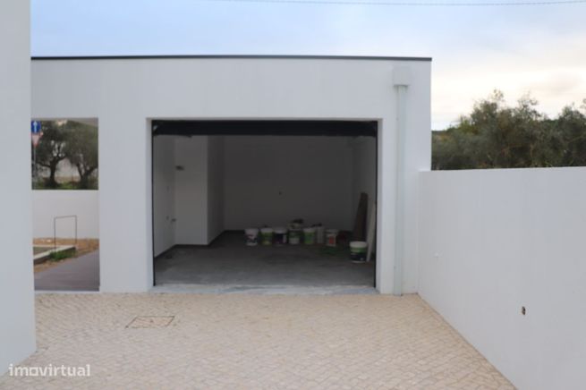 Moradia Isolada T4-28