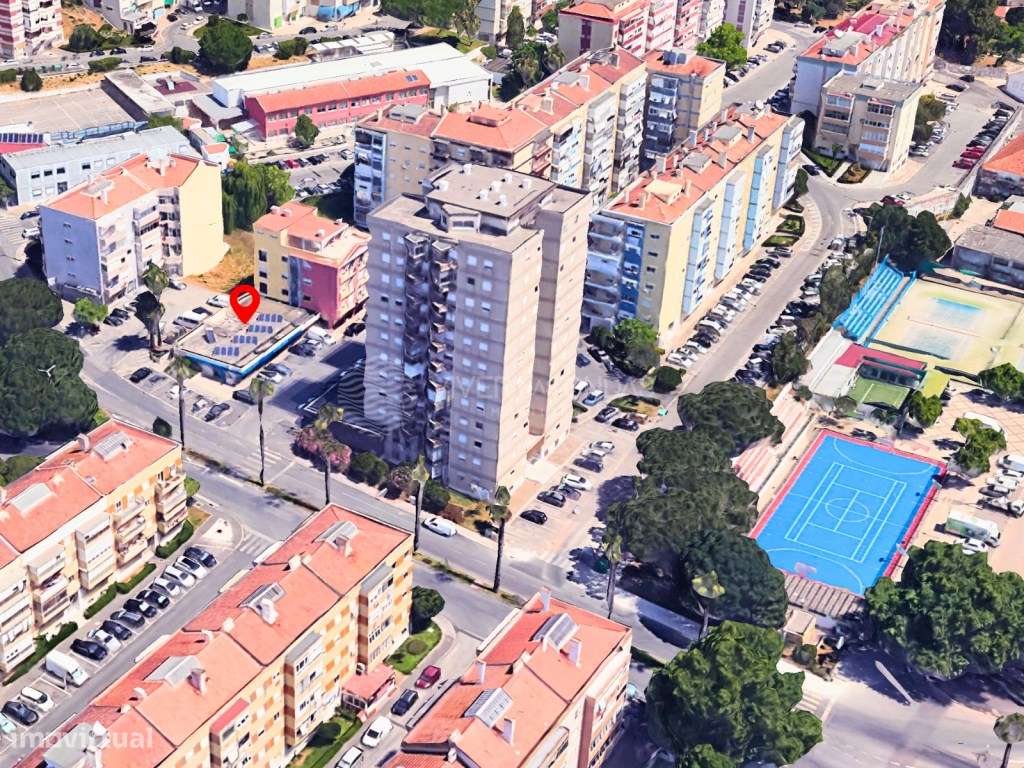 Oportunidade - Loja ampla no centro da Póvoa de Santo Adrião - Grande imagem: 2/12