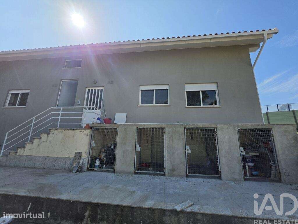 Apartamento T2 em Gondarém de 112,65 m2