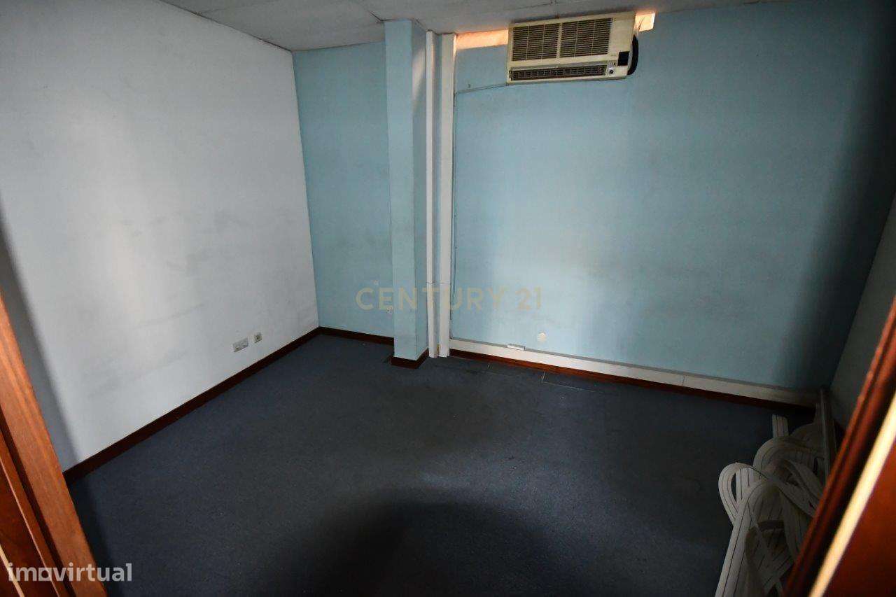 Loja em Alfragide - 180m² por 260.000€ - Grande imagem: 5/13