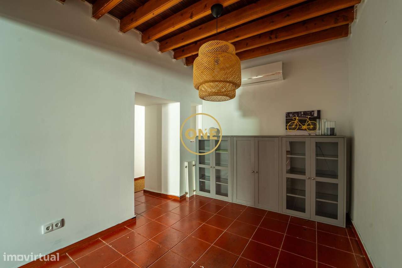 Moradia T2 em Santa Clara com vista mar e excelente localização. - Grande imagem: 5/11