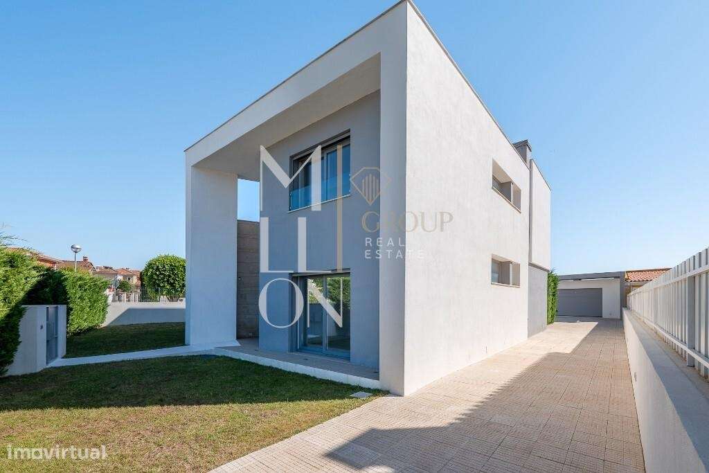 Deslumbrante Moradia T4, Nova a Estrear na Prestigiada Quinta dos Fóio - Grande imagem: 3/38