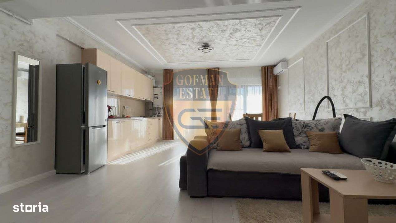 Termen lung 2 cam open space Lidl Mamaia Nord Et 1/8, lift, 73 mp, bal - Imagine principală: 2/19