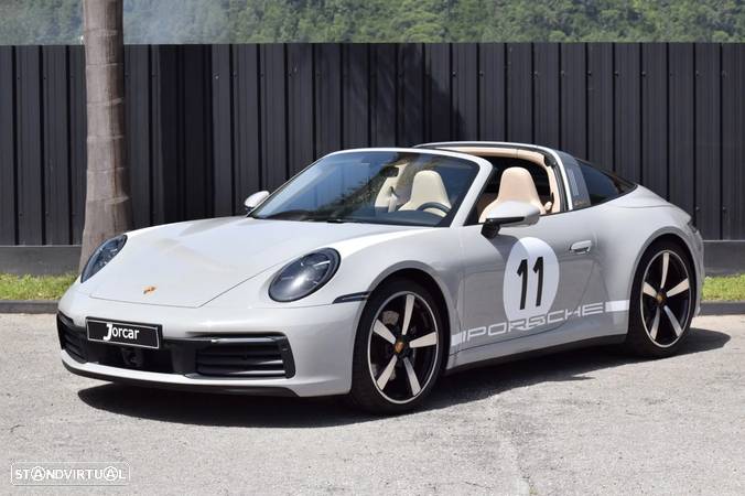 Porsche 992 Targa 4S PDK Heritage Design Edition - 2