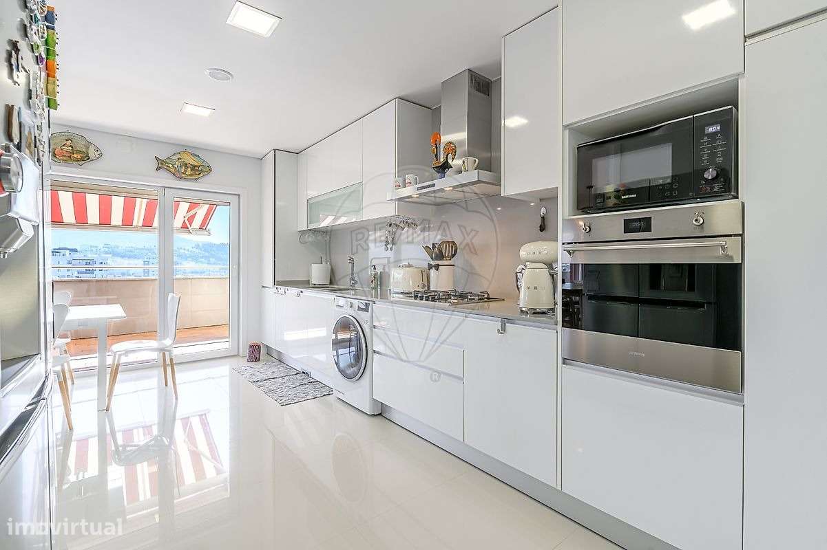 Apartamento T5 de Luxo Penthouse com terraço-3